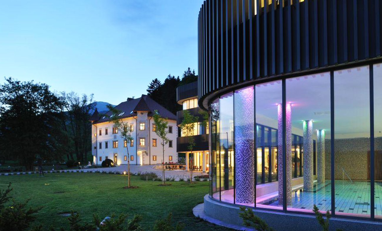 selectbox_poklon_paket_lambergh_chateau__hotel_begunje_na_gorenjskem_1