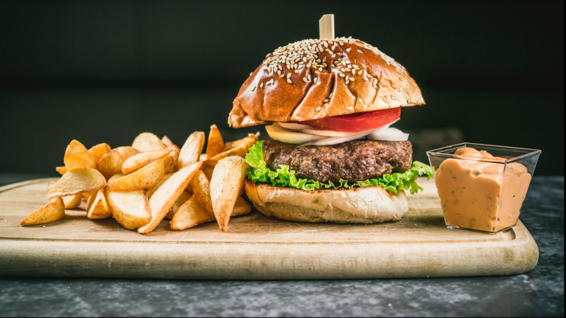 Gurmanski burger - American Steak and Grill House